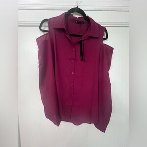 Women's Magenta Cold Shoulder Top